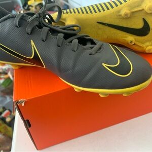 Nike mercial vapor 8.5 Soccer Cleats